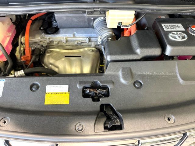 TOYOTA ALPHARD hybrid 4WD 2015