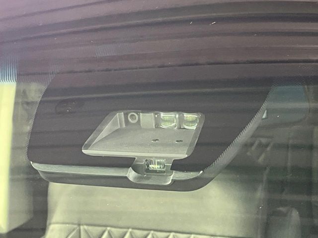 MITSUBISHI DELICA D:5 4WD 2023