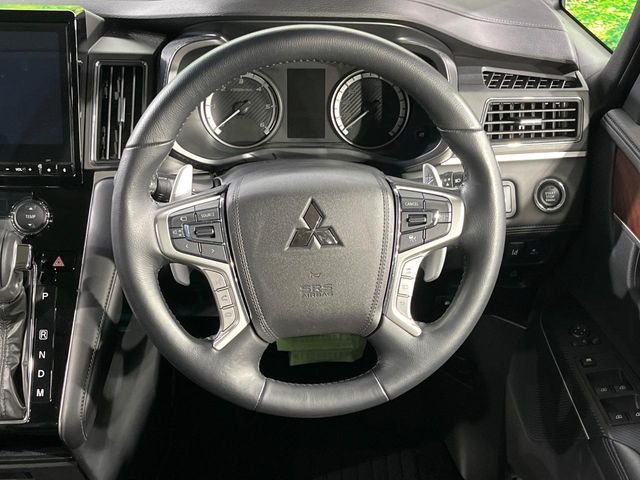 MITSUBISHI DELICA D:5 4WD 2023