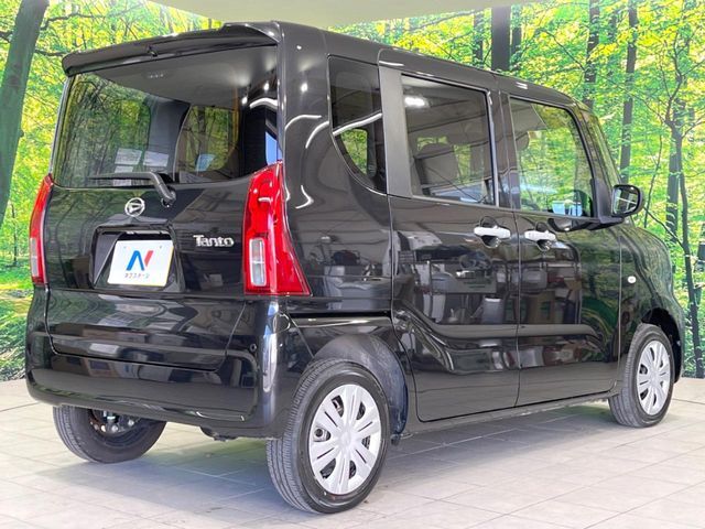 DAIHATSU TANTO 4WD 2023