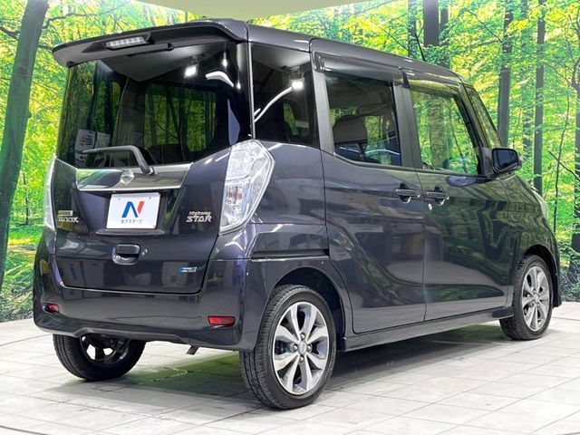 NISSAN DAYZ ROOX 2015