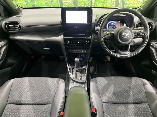TOYOTA YARIS CROSS HYBRID 2025