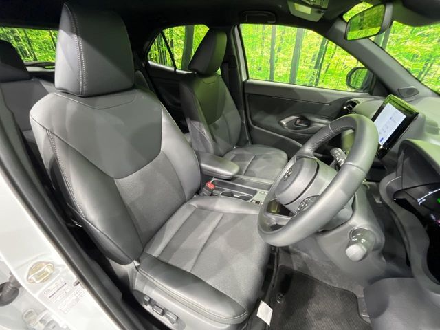 TOYOTA YARIS CROSS HYBRID 2025