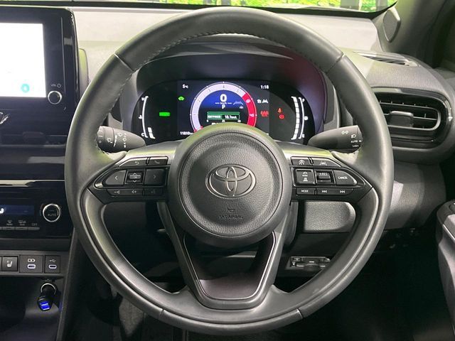 TOYOTA YARIS CROSS HYBRID 2025