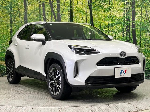 TOYOTA YARIS CROSS HYBRID 2025