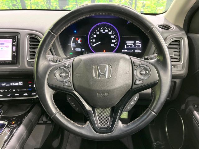 HONDA VEZEL HYBRID 2016