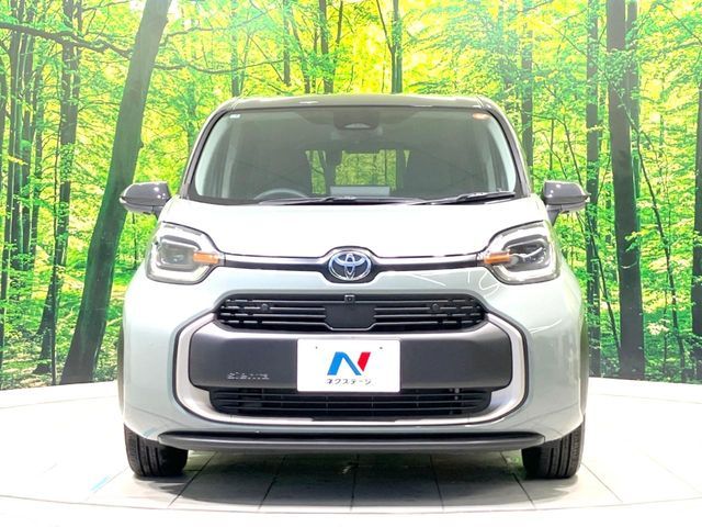 TOYOTA SIENTA HYBRID 2025