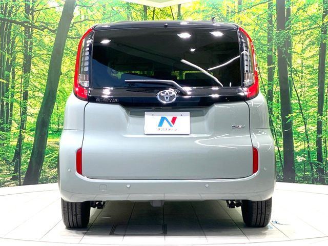 TOYOTA SIENTA HYBRID 2025