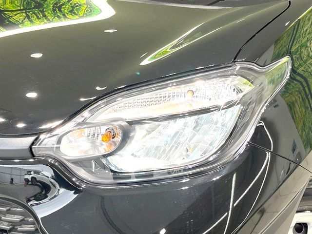 TOYOTA SIENTA HYBRID 2025