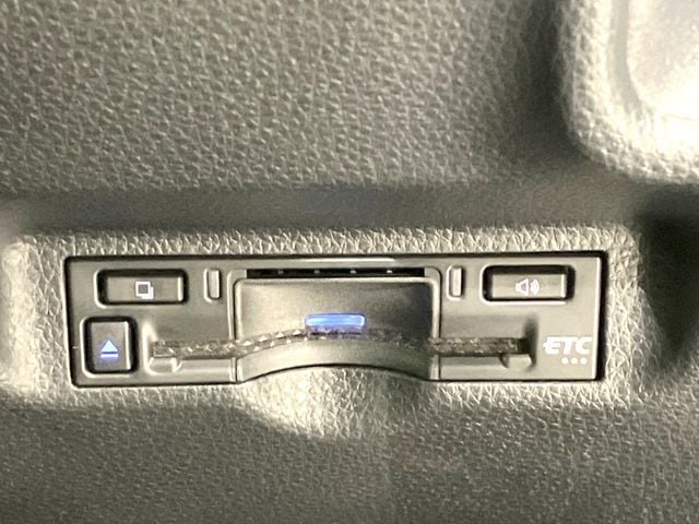 TOYOTA SIENTA HYBRID 2025