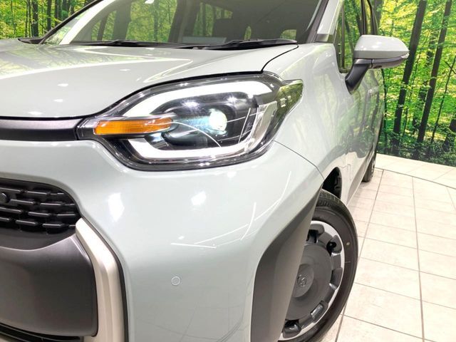 TOYOTA SIENTA HYBRID 2025