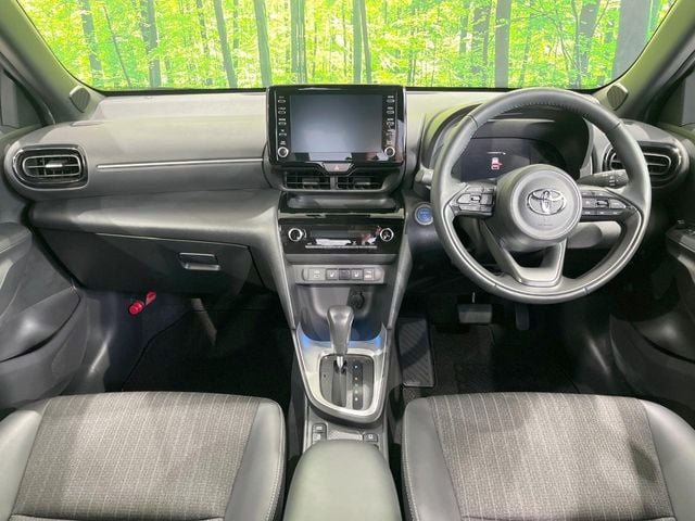 TOYOTA YARIS CROSS HYBRID 2023