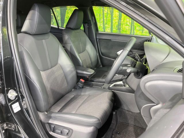 TOYOTA YARIS CROSS HYBRID 2023