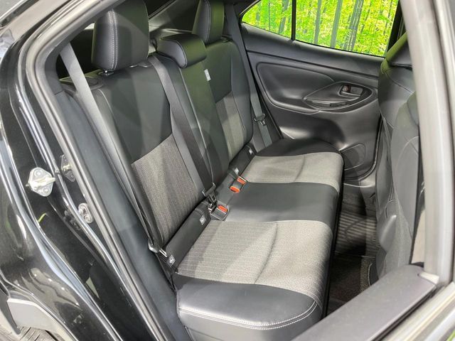 TOYOTA YARIS CROSS HYBRID 2023