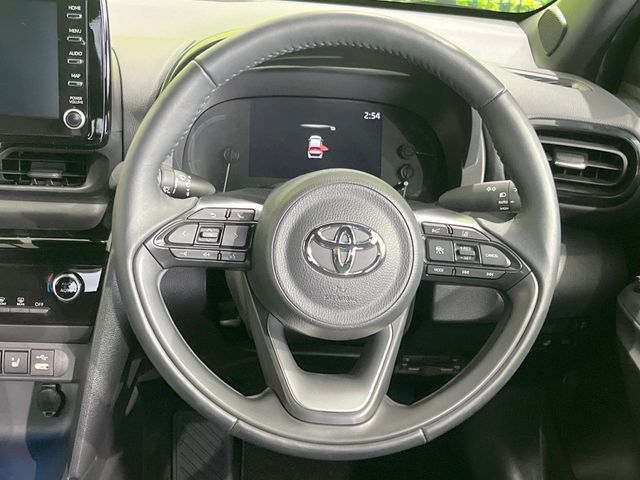 TOYOTA YARIS CROSS HYBRID 2023