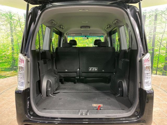 HONDA STEPWAGON SPADA 2011