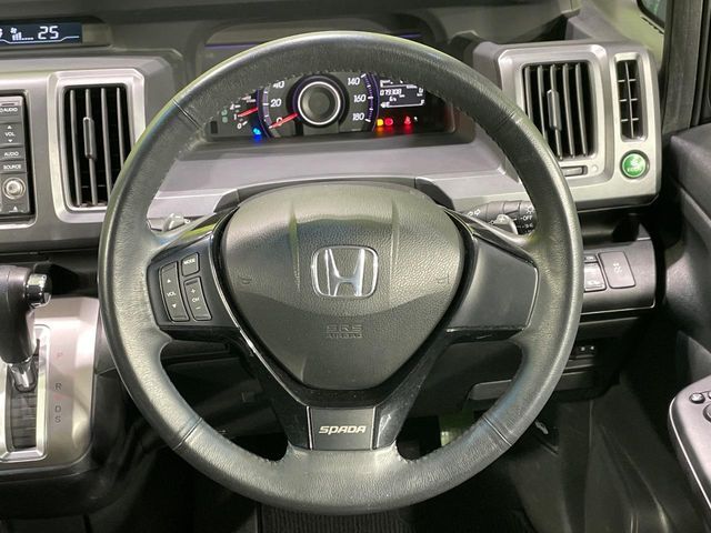 HONDA STEPWAGON SPADA 2011