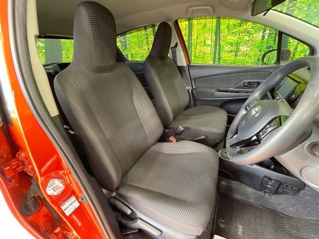 TOYOTA VITZ HYBRID 2017