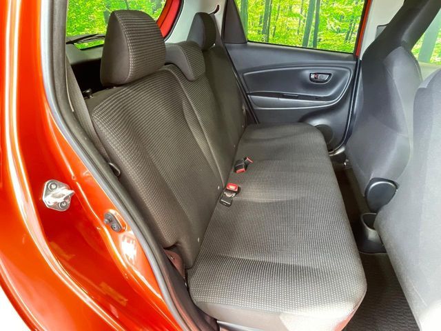 TOYOTA VITZ HYBRID 2017