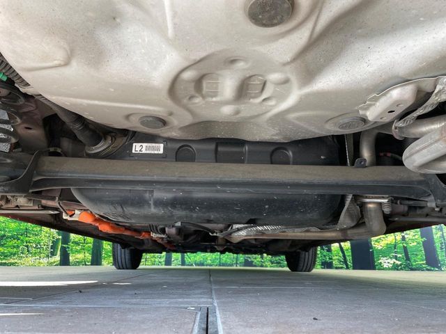 TOYOTA VITZ HYBRID 2017