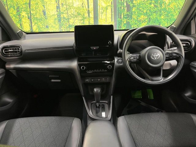 TOYOTA YARIS CROSS HYBRID 2025