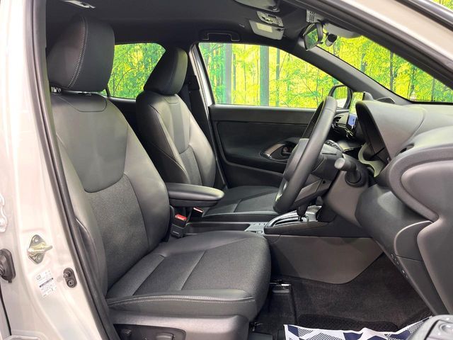 TOYOTA YARIS CROSS HYBRID 2025