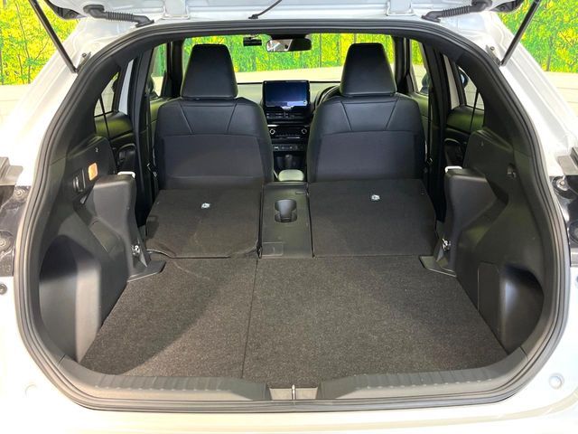 TOYOTA YARIS CROSS HYBRID 2025