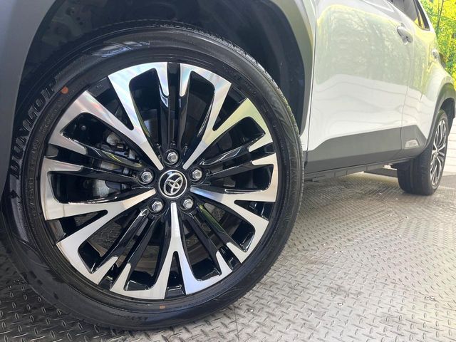 TOYOTA YARIS CROSS HYBRID 2025