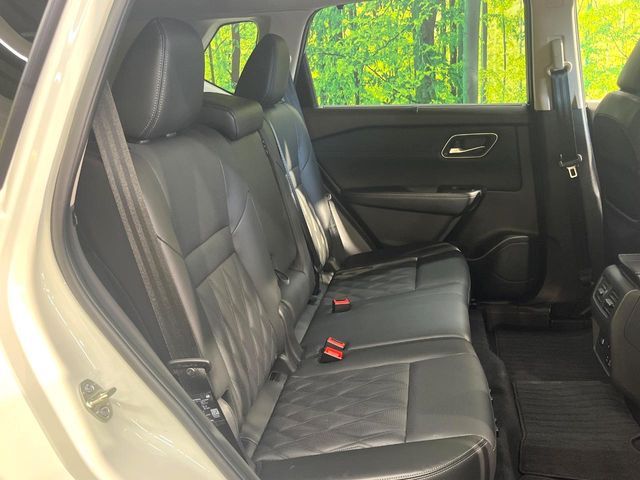 NISSAN X-TRAIL HYBRID 4WD 2024