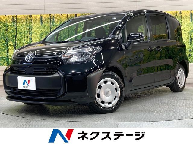 TOYOTA SIENTA HYBRID 2024