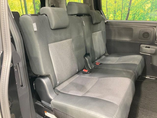 TOYOTA SIENTA HYBRID 2024