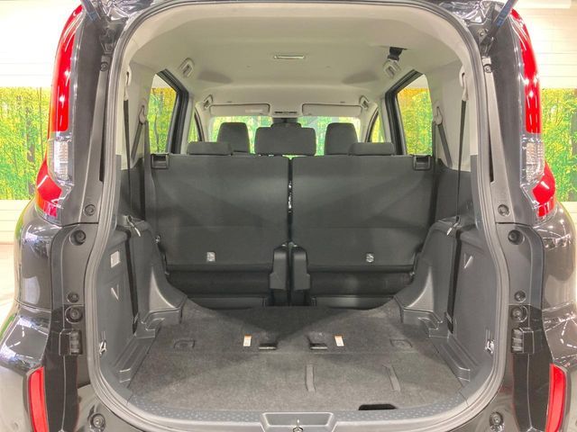 TOYOTA SIENTA HYBRID 2024