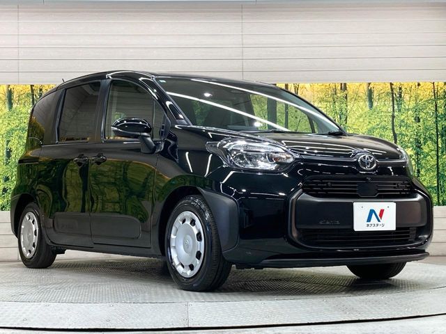 TOYOTA SIENTA HYBRID 2024