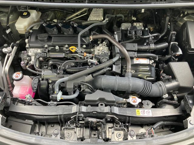 TOYOTA SIENTA HYBRID 2024