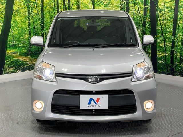 TOYOTA SIENTA 2013