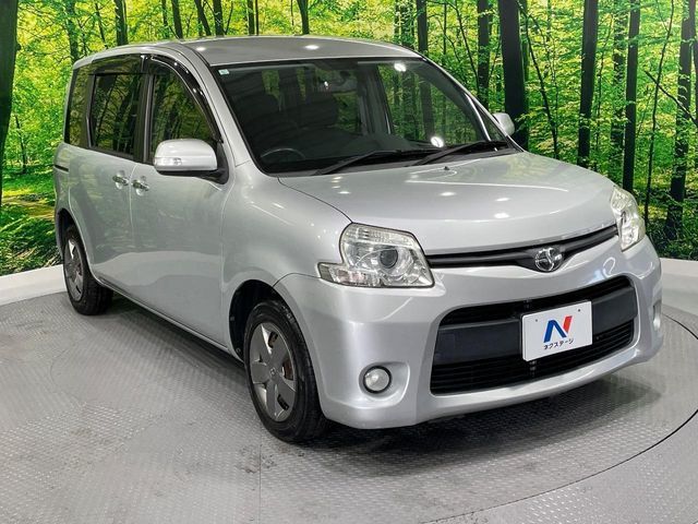 TOYOTA SIENTA 2013