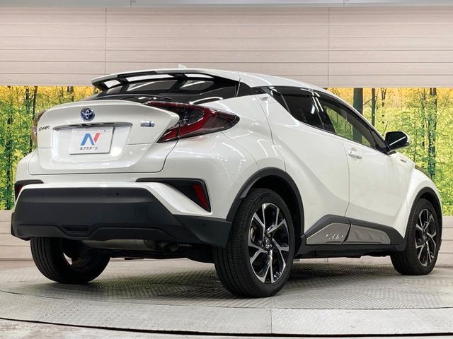 TOYOTA C-HR 2017