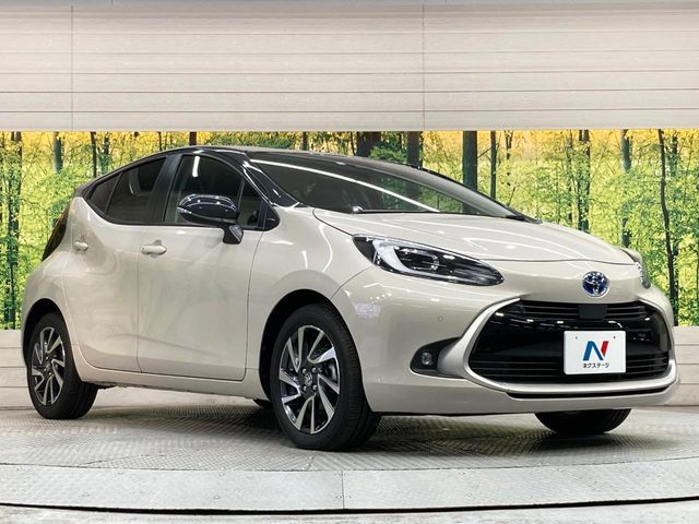 TOYOTA AQUA 2023