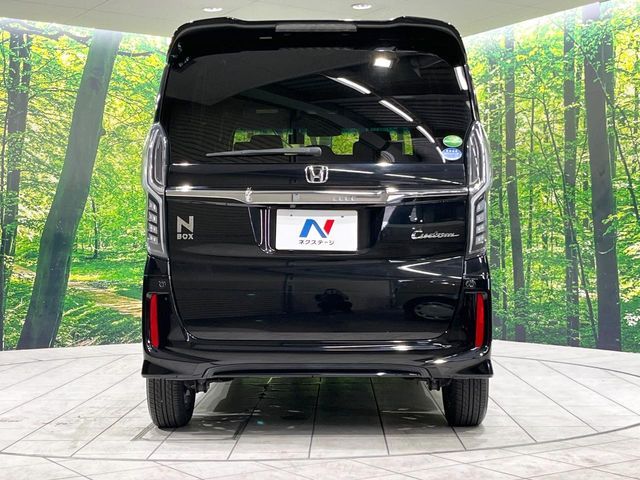 HONDA N BOX CUSTOM 2018