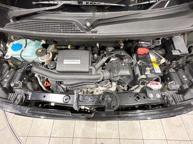 HONDA N BOX CUSTOM 2018