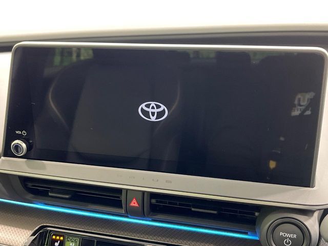 TOYOTA PRIUS 4WD 2025