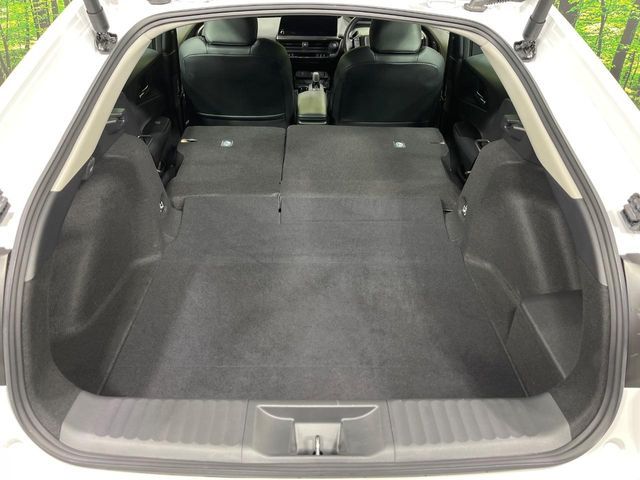 TOYOTA PRIUS 4WD 2025