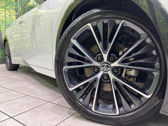 TOYOTA PRIUS 4WD 2025