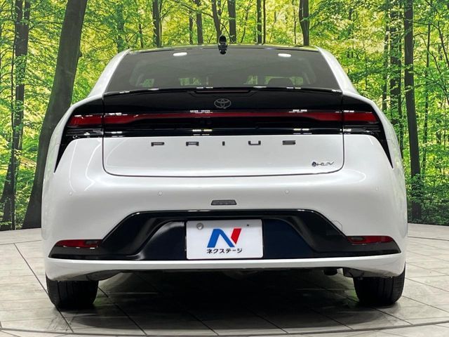 TOYOTA PRIUS 4WD 2025