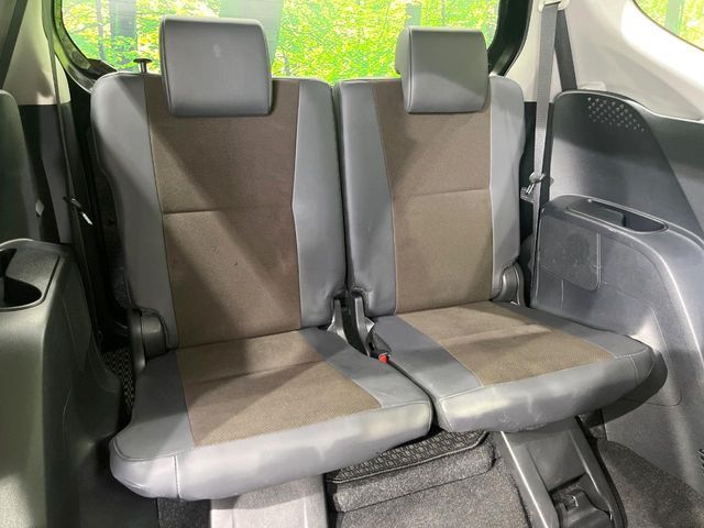 TOYOTA SIENTA HYBRID 2019