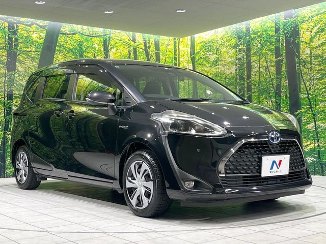 TOYOTA SIENTA HYBRID 2019