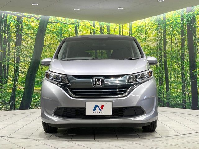 HONDA FREED HYBRID 2017