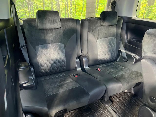 TOYOTA ALPHARD hybrid 4WD 2019