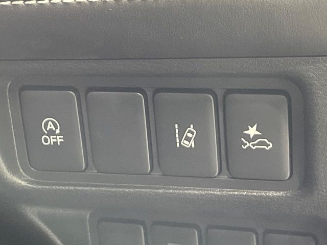 MITSUBISHI DELICA D:5 4WD 2025