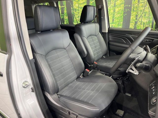 MITSUBISHI DELICA D:5 4WD 2025